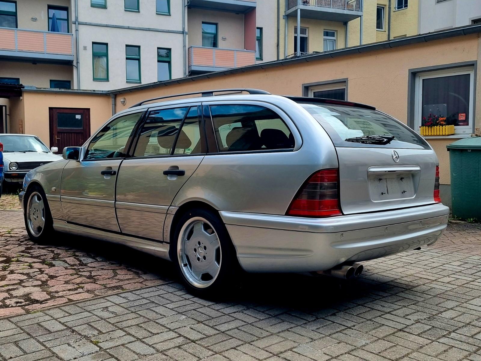 Mercedes-Benz C 43 AMG C 43 T -