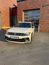 Volkswagen Tiguan Allspace 2.0 R Line, Pano, Nichtraucher, - Volkswagen Tiguan Allspace in Essen