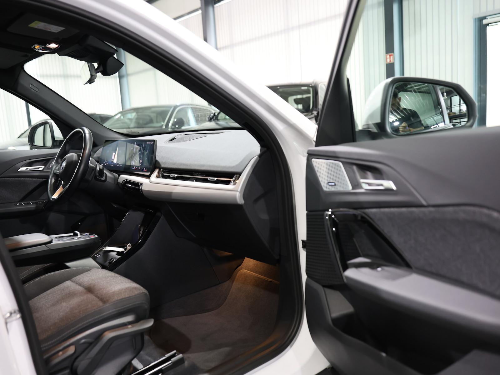 BMW iX1 30 xDrive 95,7% PREMIUM / HARMAN/KARDON, LED, миниатюра 21