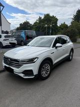 Volkswagen Touareg 3.0 V6 TDI SCR 170kW 4MOT DRIVE Tipt... - VW Touareg Gebrauchtwagen in Köln