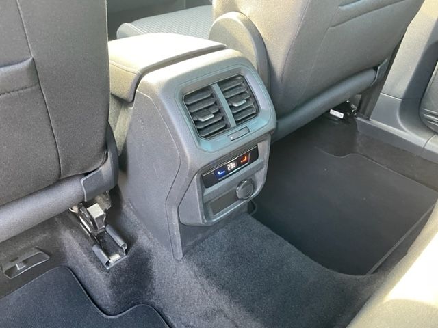 Tiguan 2.0 TDI DSG Active Navi LED AHK Keyless