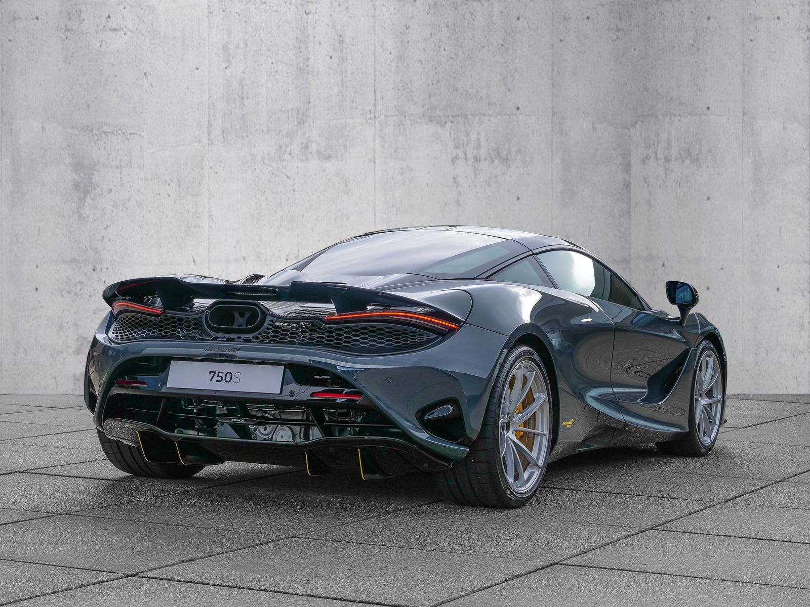 McLaren 750S Coupe MSO Contrast Pack, Bespoke, Lift imagem 3