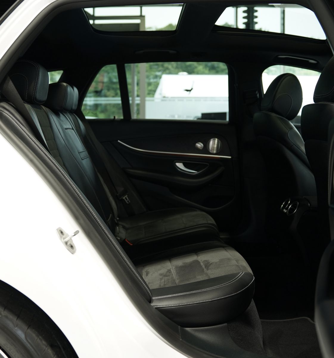 Mercedes Benz E 300