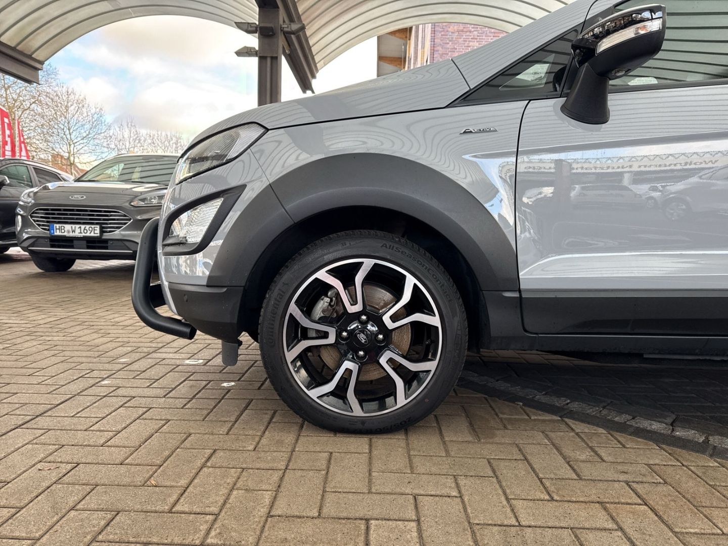 Fahrzeugabbildung Ford EcoSport Active Allwetter Winterpaket B&O NAVI D