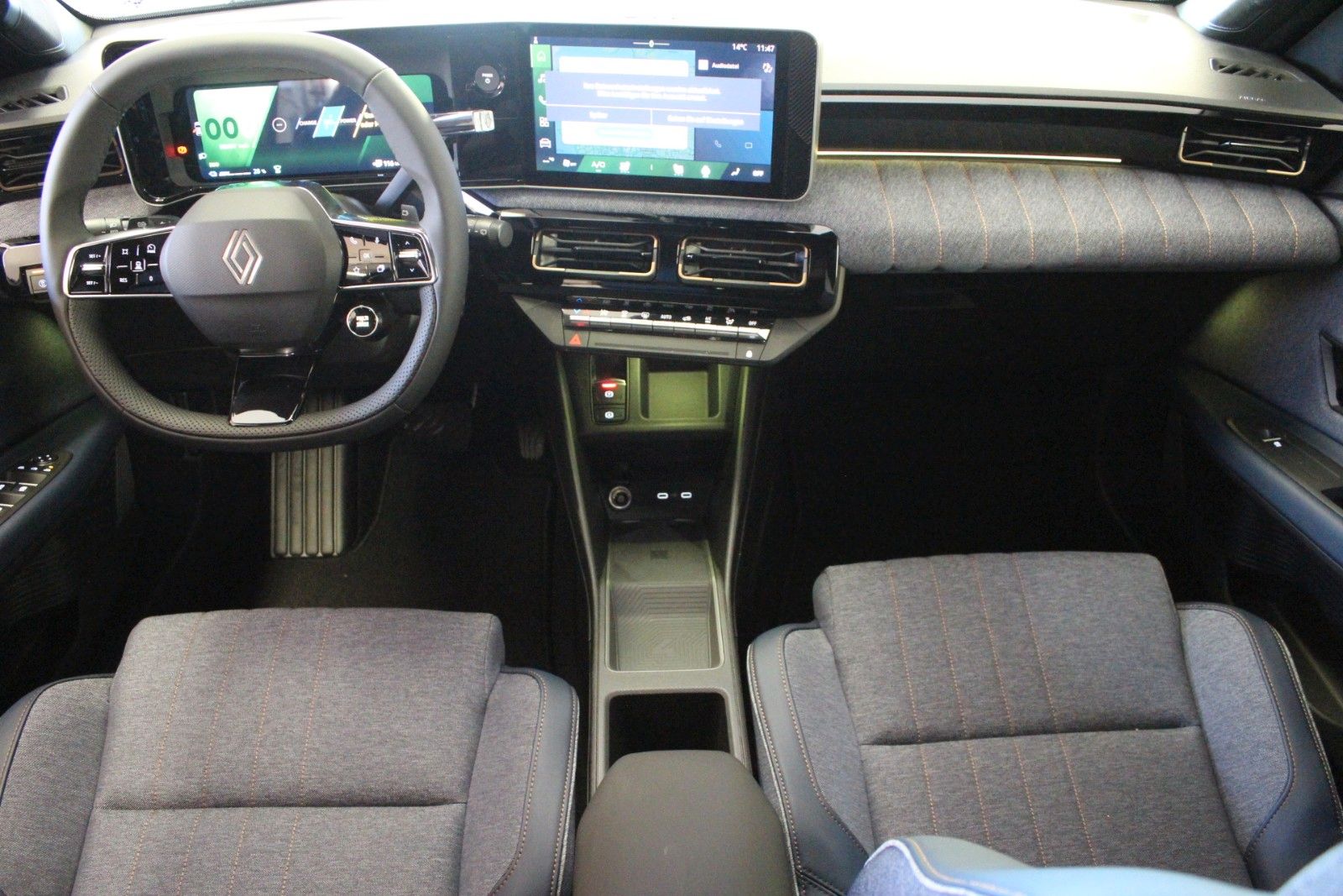 Fahrzeugabbildung Renault R 4 150 Comfort Range Techno*Winterpaket*