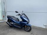 Honda PCX 125 - HONDA PCX 125