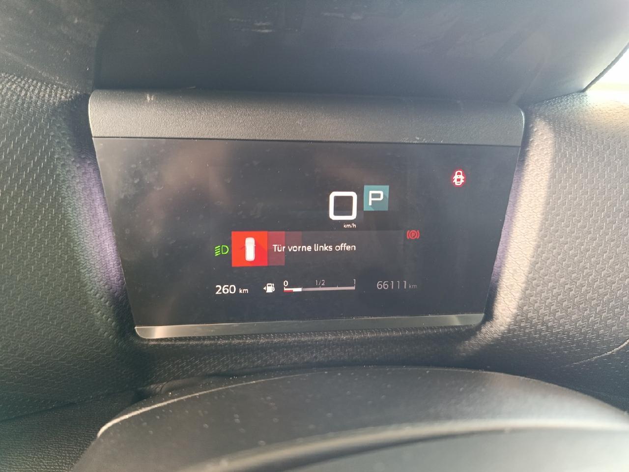 Citroën C4BlueHDi130EAT8*NAV*KAM*WINTERPAKET*ALLWETTER*