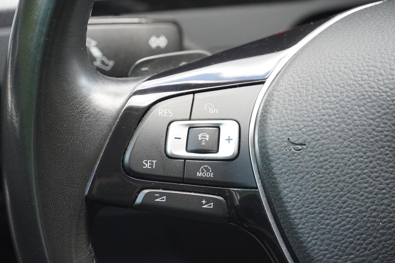 Volkswagen Passat Variant 2.0TSI DSG Alltrack 4M LED AHK AC