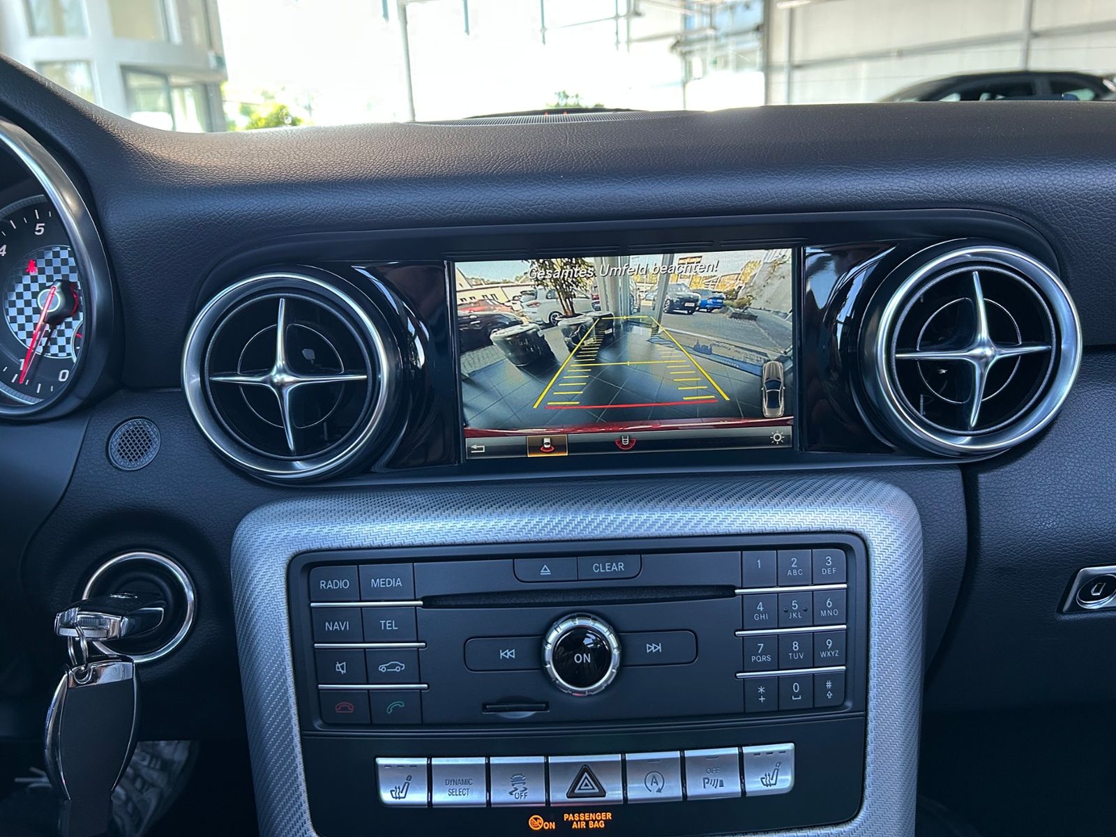 Fahrzeugabbildung Mercedes-Benz SLC 300 Roadster AMG Line KLIMA LED NAVI