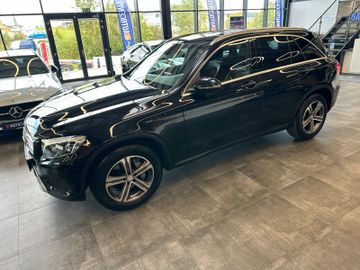 Mercedes-Benz GLC 250 *KEYLESS*Exklusive*3-ZONEN*SitzHZ*AHK*
