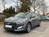 Hyundai i30 Style | 1. Hand | TÜV 02/27 | Autom. - Hyundai i30 Style mit Diesel-Antrieb