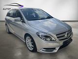 Mercedes-Benz B 200 CDI*AMG Line*Leder*Navi*RFK*Bi-Xenon* - gebrauchte Mercedes-Benz B 200 aus dem Jahr 2011