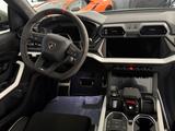 Lamborghini URUS SE B&O 3D CARBON PANO CARBON MATT 04-2026 - Lamborghini Urus Plug-in Hybrid (PHEV) Gebrauchtwagen