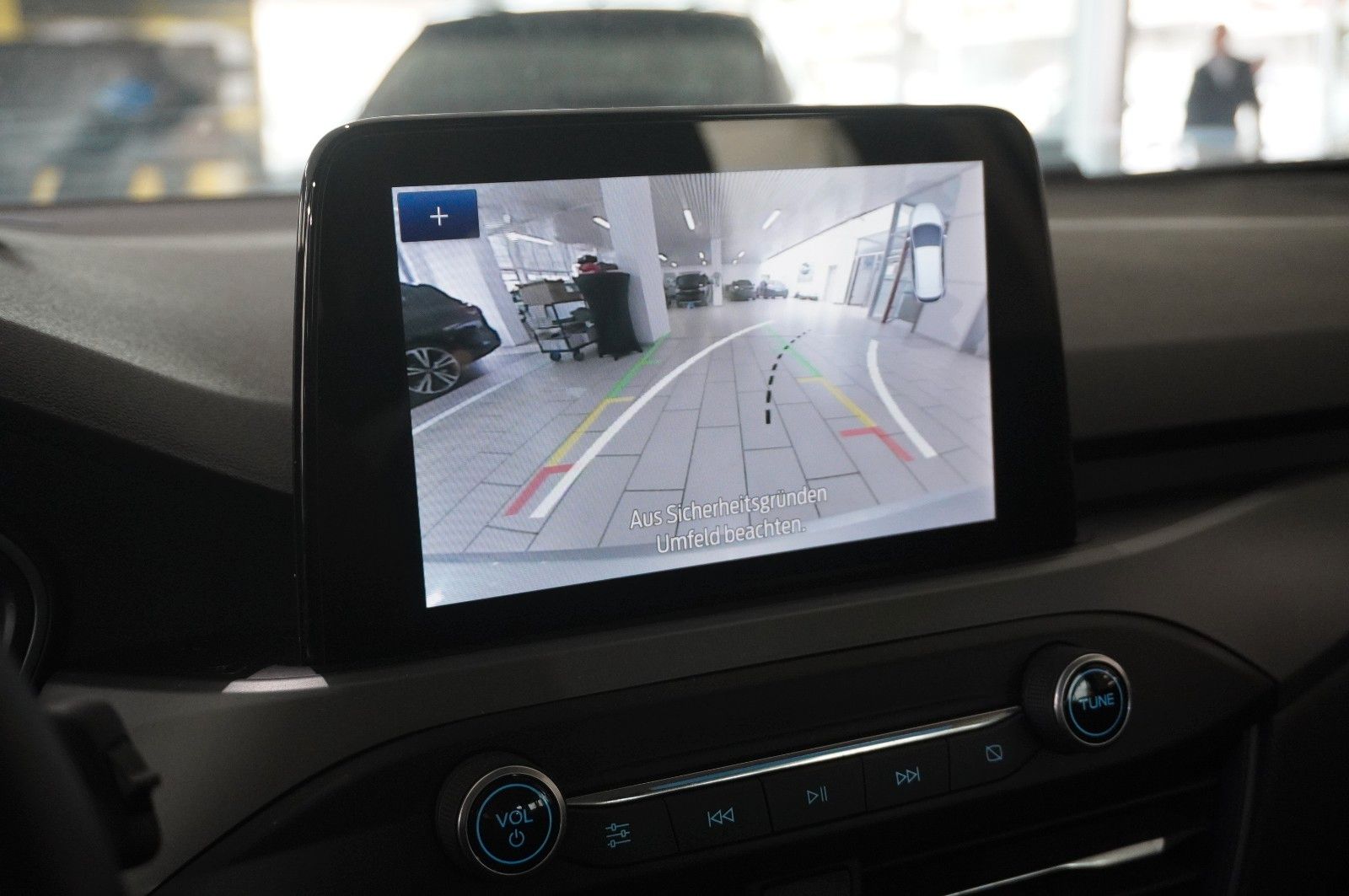 Fahrzeugabbildung Ford Focus Turnier 1.5D COOL & CONN. NAVI/LED/KAMERA