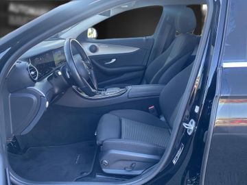 Mercedes E 300 - 12