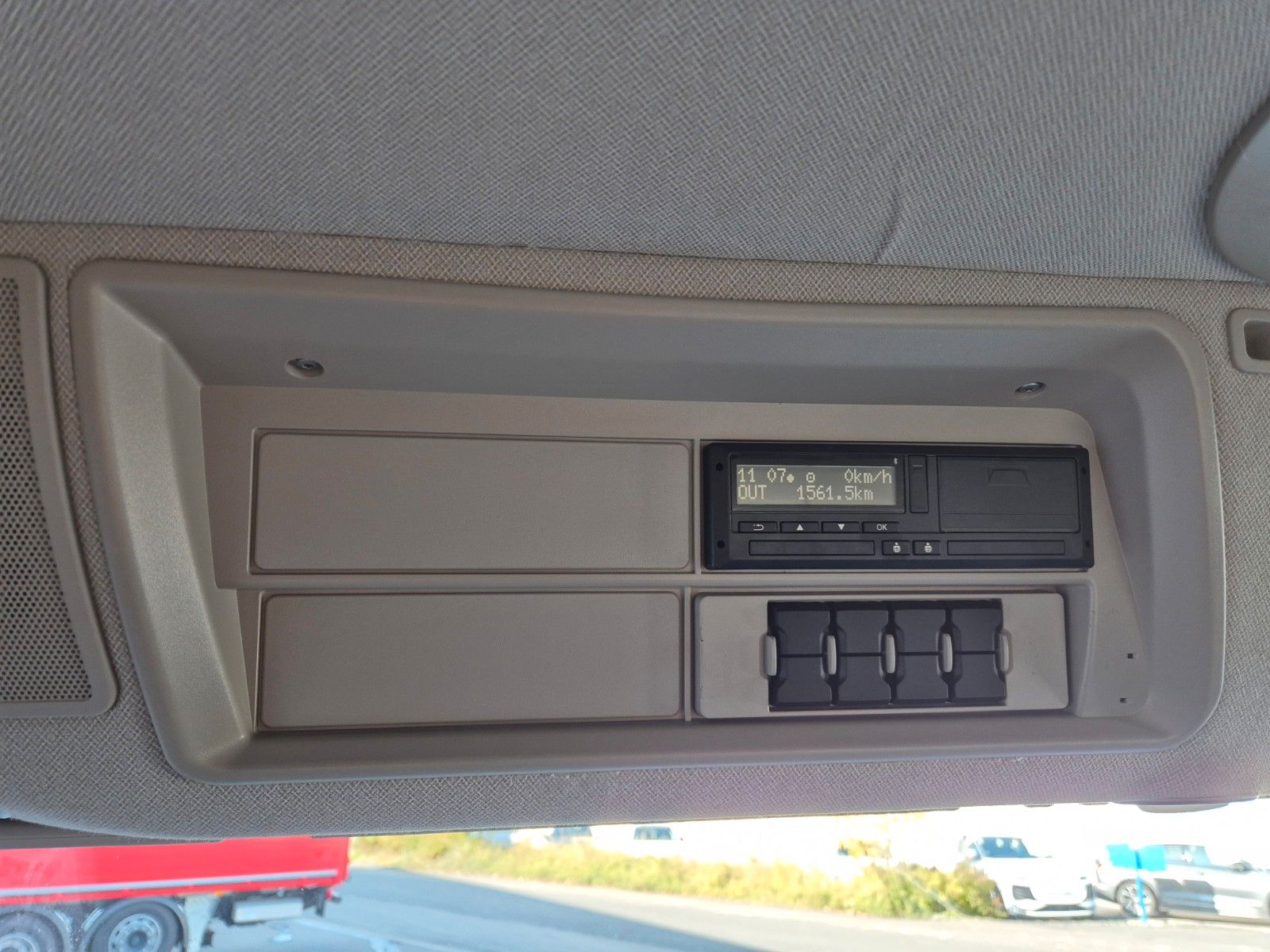 Fahrzeugabbildung Iveco AD360X54Z HR OFF 8x4 Intarder AHK