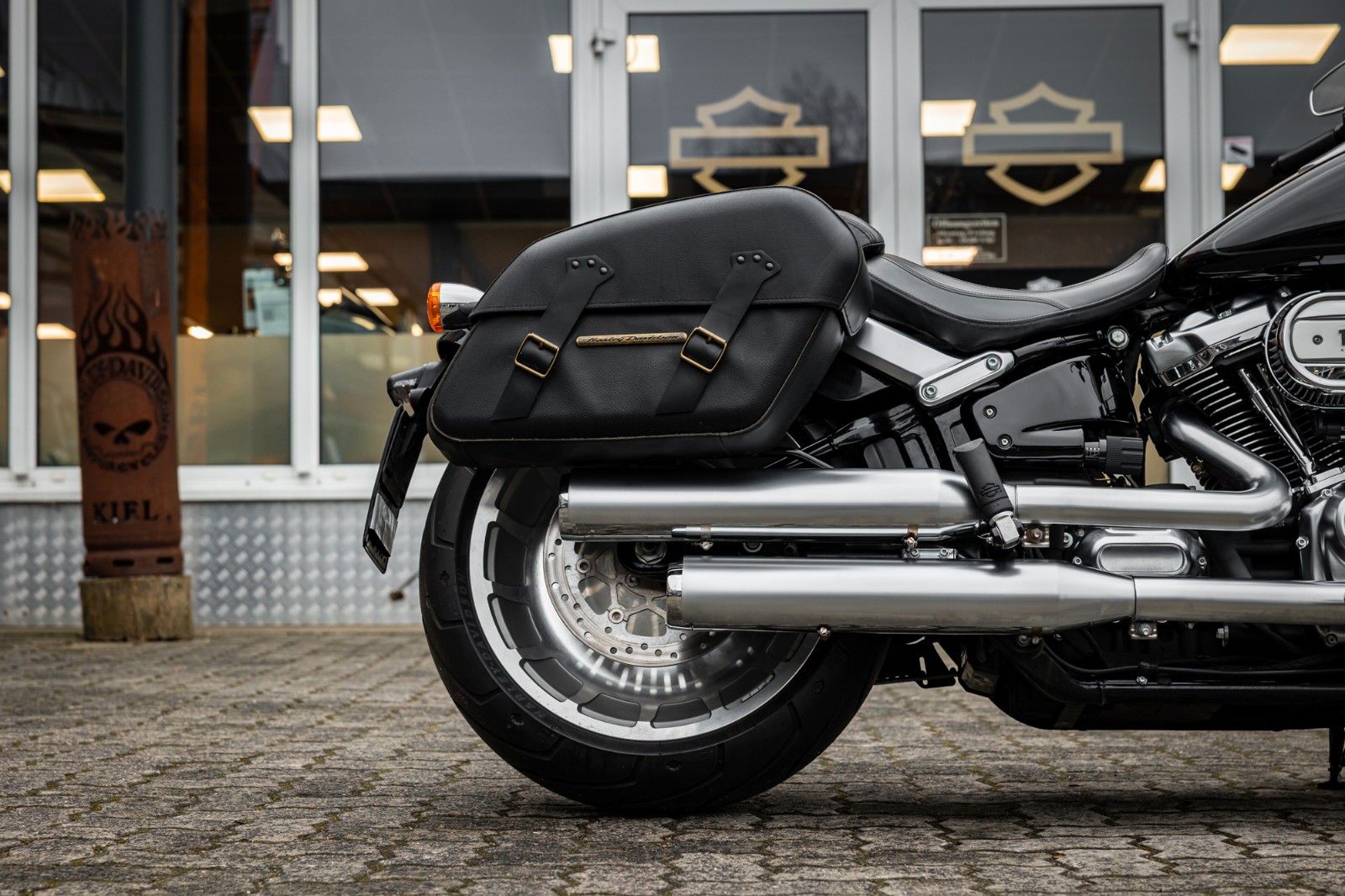 Fahrzeugabbildung Harley-Davidson FLFBS FAT BOY SOFTAIL 114 CUI - Screaming Eagle