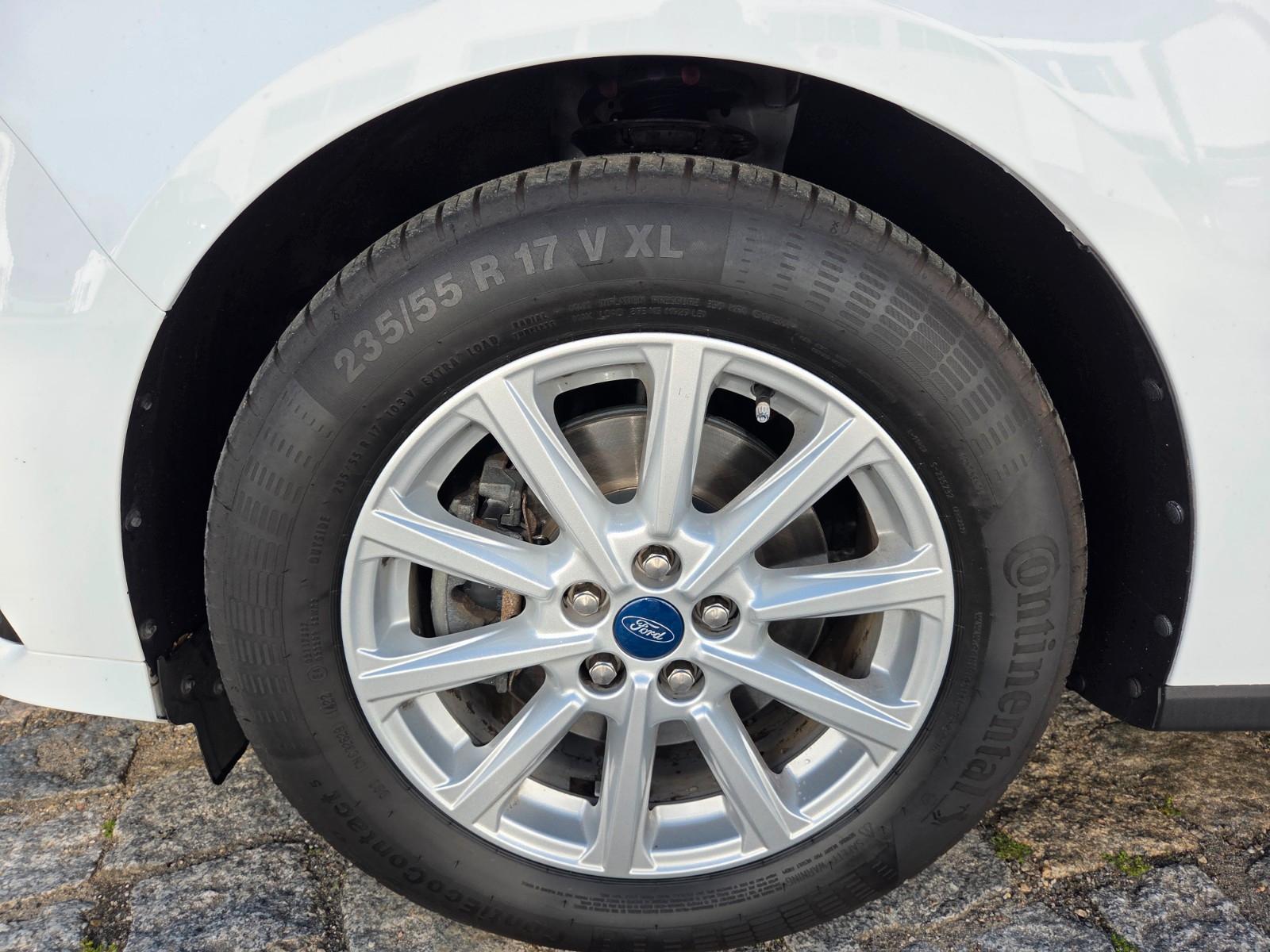 Ford Galaxy Trend Winterpaket Navi LED Kamera
