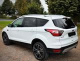 Ford Kuga / Panarama-Dach.El-Anhänger Kupl. Garantie! - Ford Kuga mit Anhängerkupplung