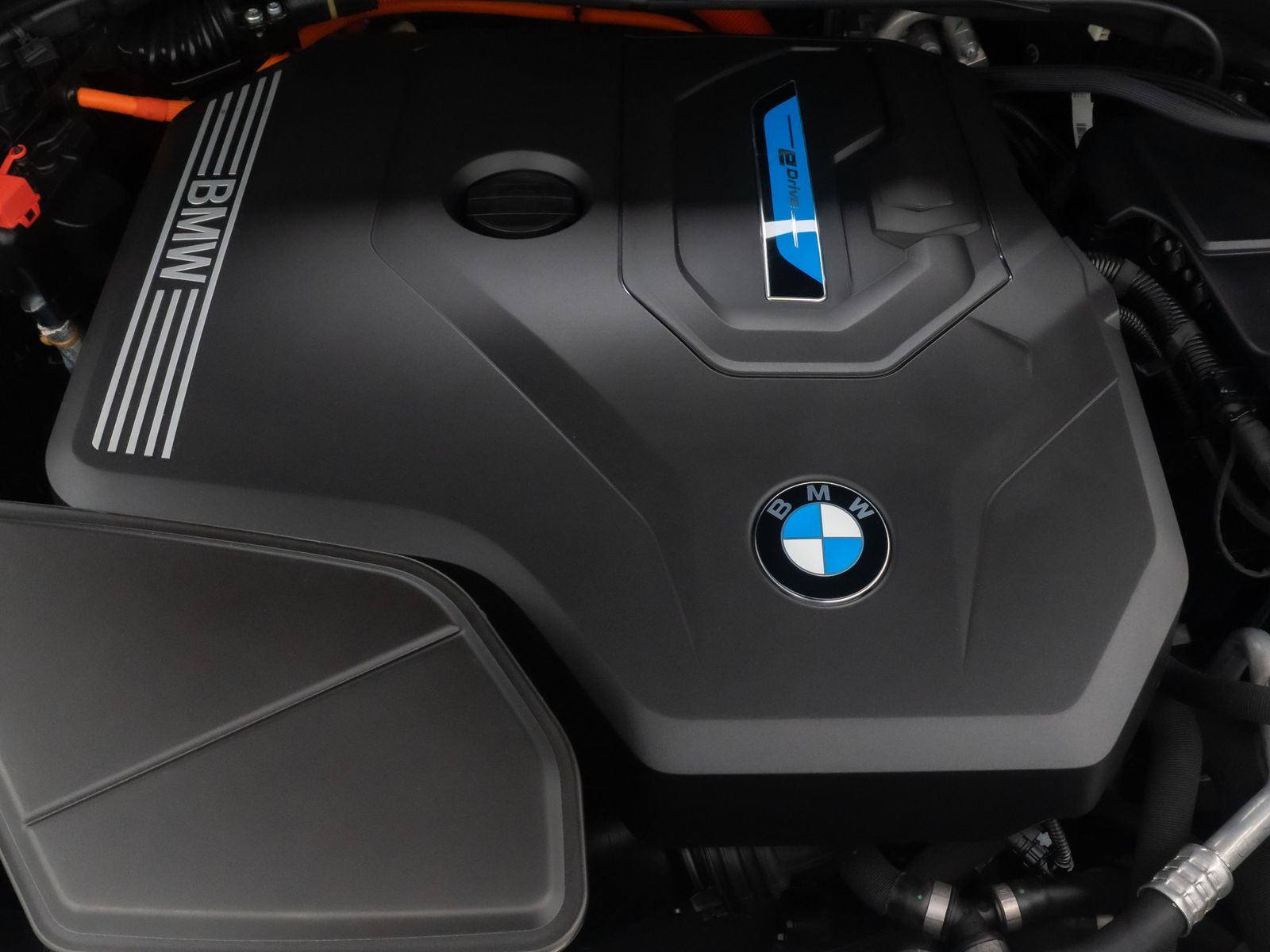 Fahrzeugabbildung BMW X3 xD30e M Sport 360&deg;HUD DAB H/K Panorama 19Zoll
