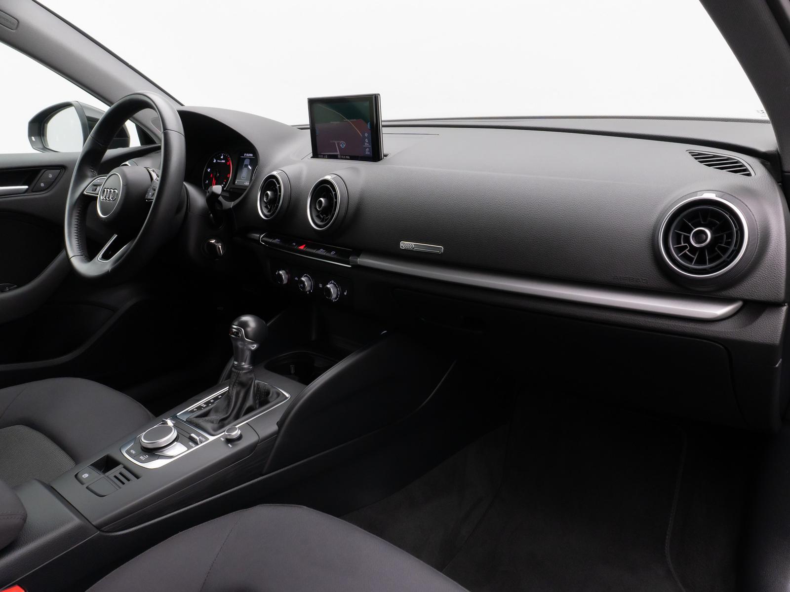 Audi A3 Sportback 35 TDI Aut. Sitzhzg Navi Xenon, миниатюра 23