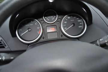 Fahrzeugabbildung Peugeot 207 Filou/TüV NEU/Zahnriemen NEU/
