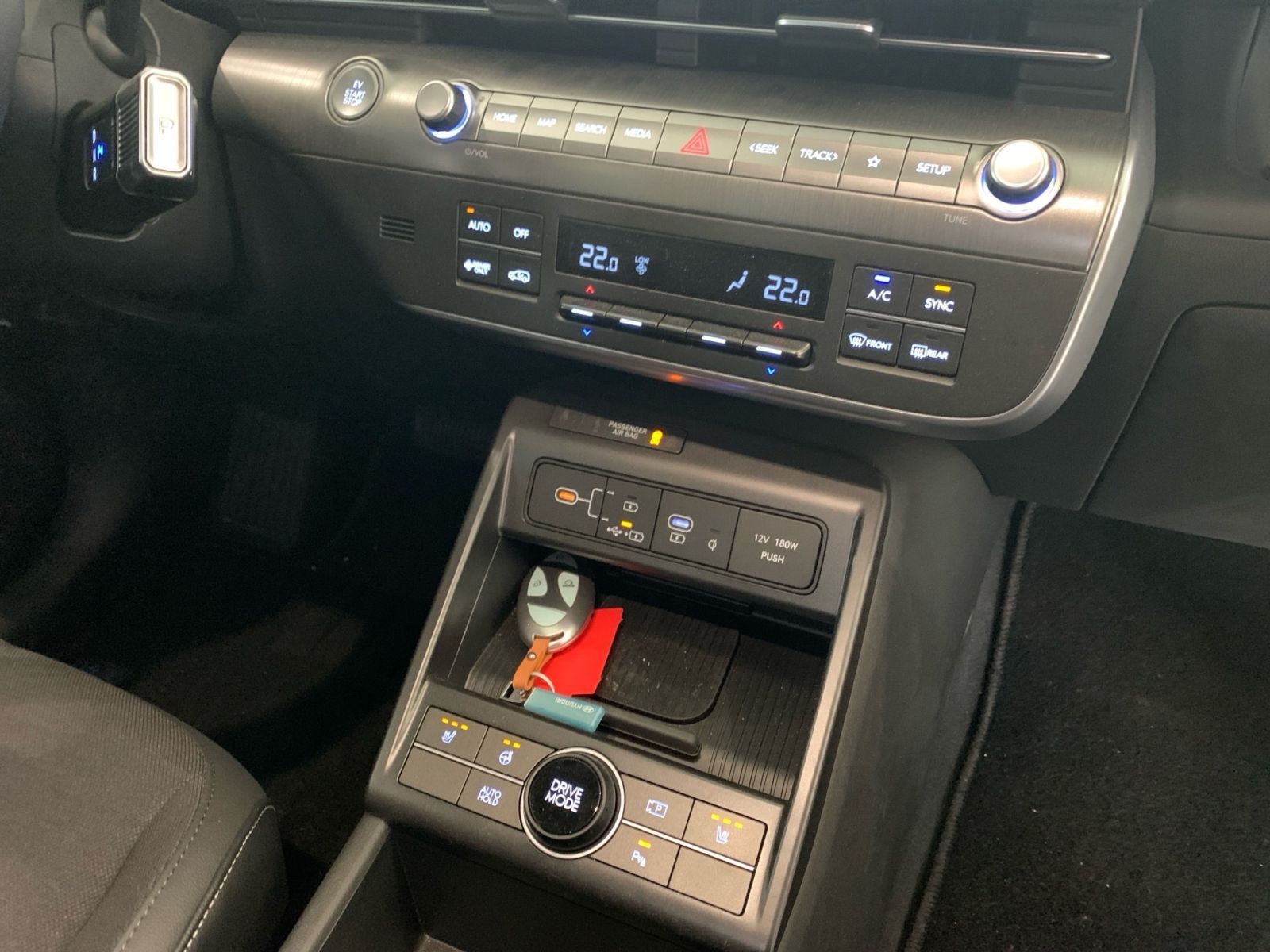 Fahrzeugabbildung Hyundai KONA Trend Elektro 65,4 kWh el.Heckklappe