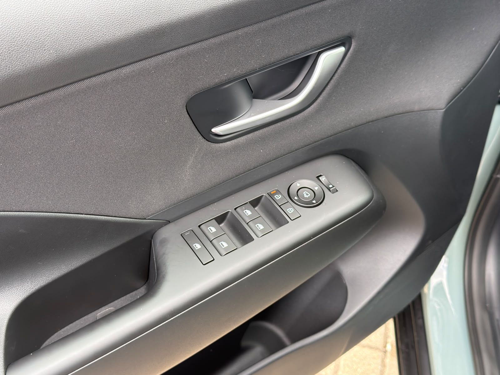 Fahrzeugabbildung Hyundai KONA 1.6 T-GDI Trend *Navi*CarPlay*ACC*LED*RFK*