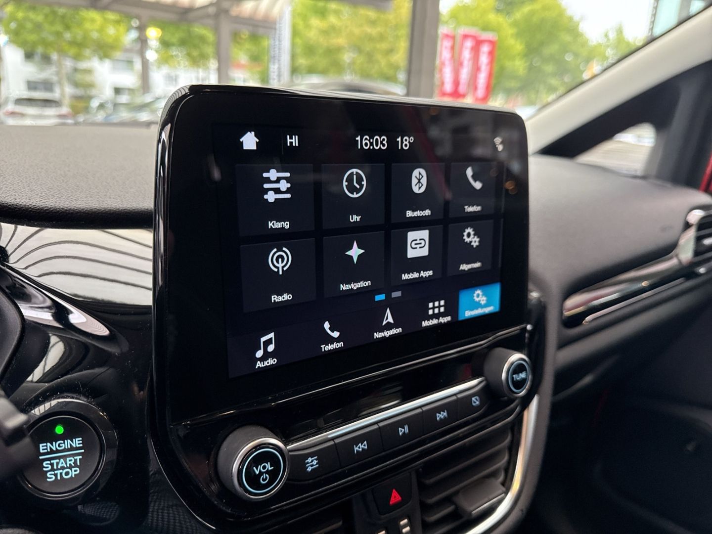 Fahrzeugabbildung Ford Fiesta Titanium 1.0 EcoBoost Kamera LED B&O CD/D