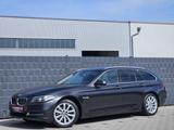 BMW 525d Touring xDrive Luxury Line Autom. NAVI KAM - BMW 525: 525d Xdrive