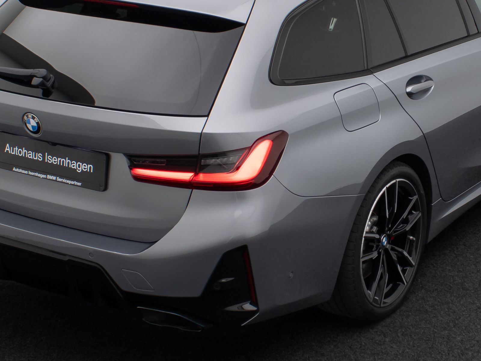 Fahrzeugabbildung BMW M340d xD H/K Kamera DAB Alarm HUD AHK ACC 19Zoll