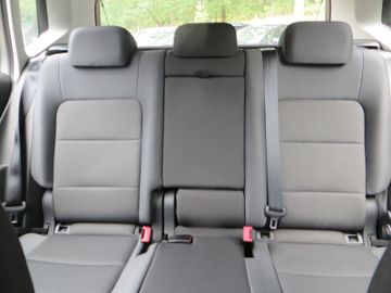 Volkswagen Golf - 9