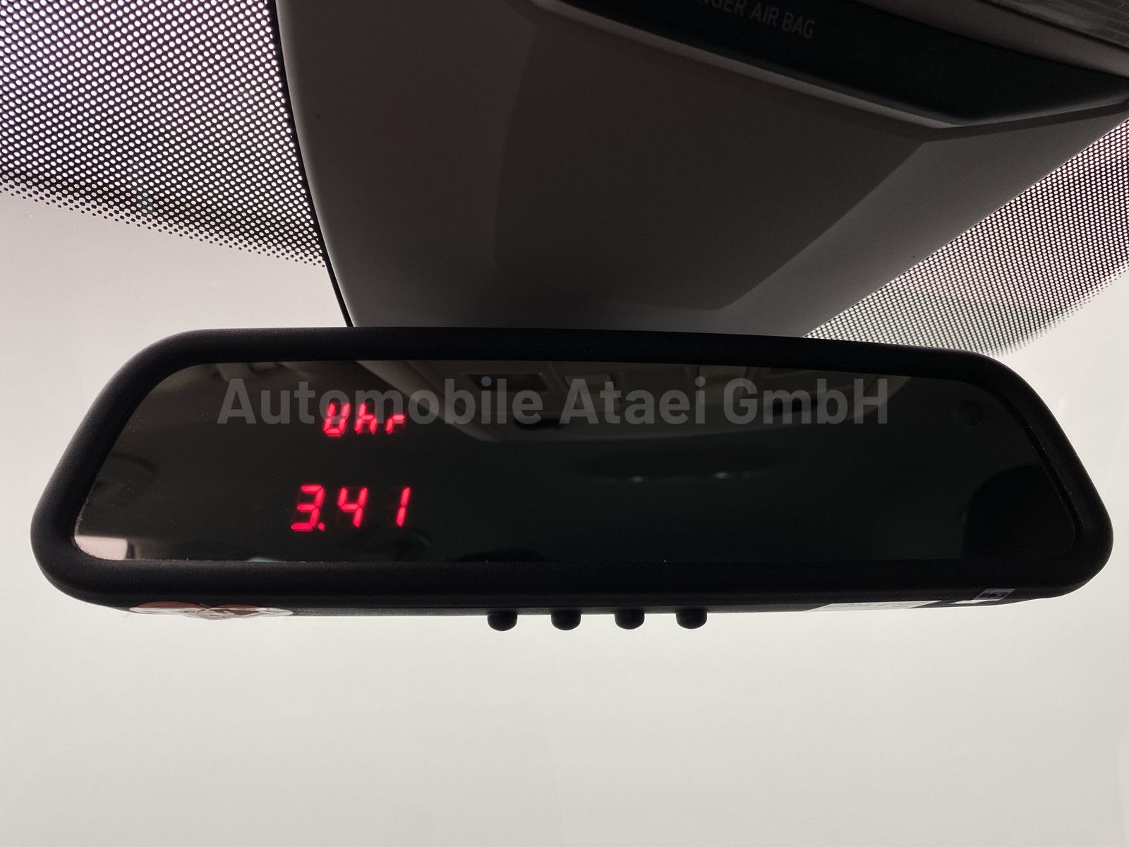 Fahrzeugabbildung Volkswagen Passat Variant Business *Taxi* TAXAMETER 7908