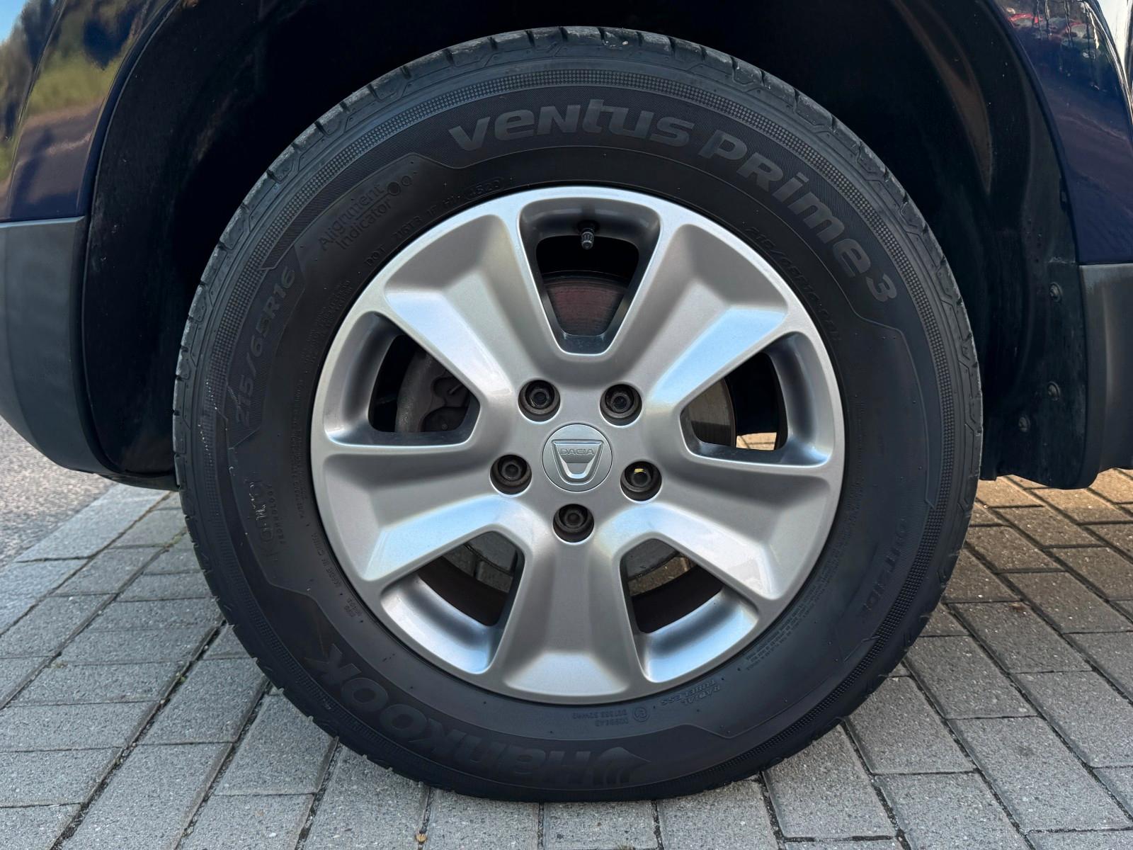 Dacia Duster 1.5dCi I Celebration 4x2*AHK*Klima*Temp*
