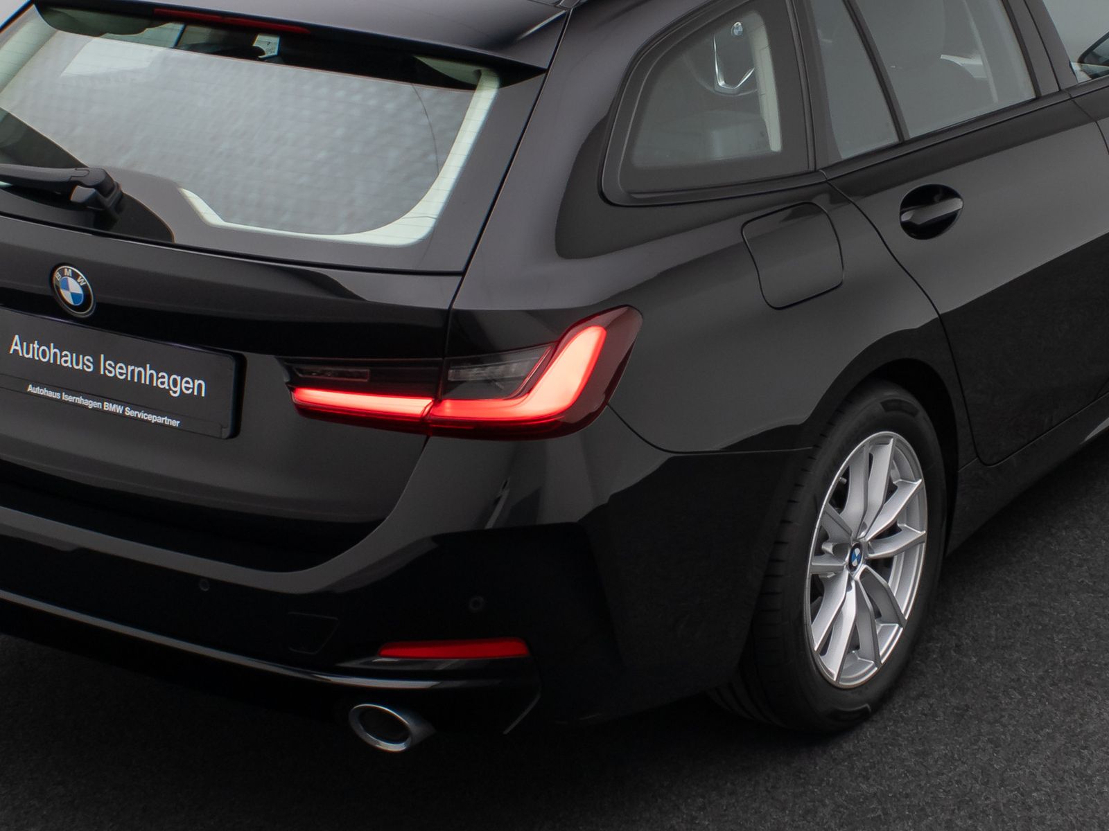 Fahrzeugabbildung BMW 320d DAB Leder Widscreen PDC Komfort Sport LED