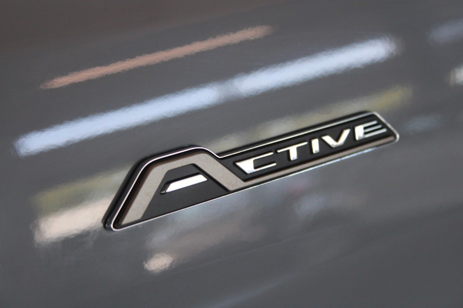 Fahrzeugabbildung Ford NUGGET L1 Active ALLRAD + Aufstelldach SOFORT