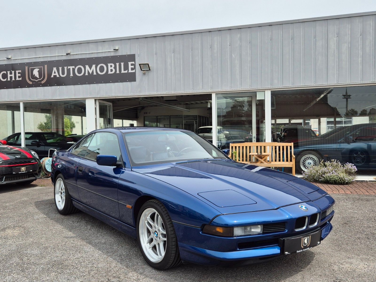 Fahrzeugabbildung BMW 850Ci/Deutsch/Sammler/Individual Interieur
