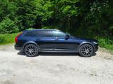 Volvo V90 Cross Country T5 AWD Geartronic - Volvo Gebrauchtwagen in Düsseldorf