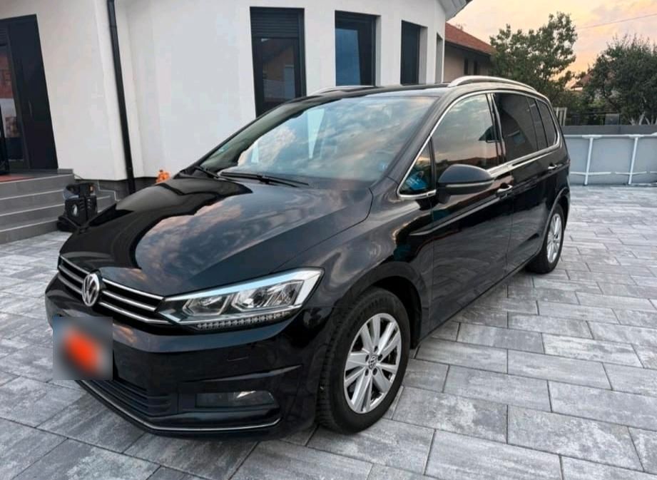 Image of Volkswagen Touran