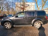Nissan Pathfinder 2.5 dCi Premium - Nissan Pathfinder mit Diesel-Antrieb: Automatik