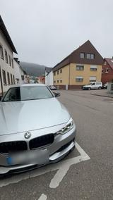BMW 320i f30 - BMW 320: F30