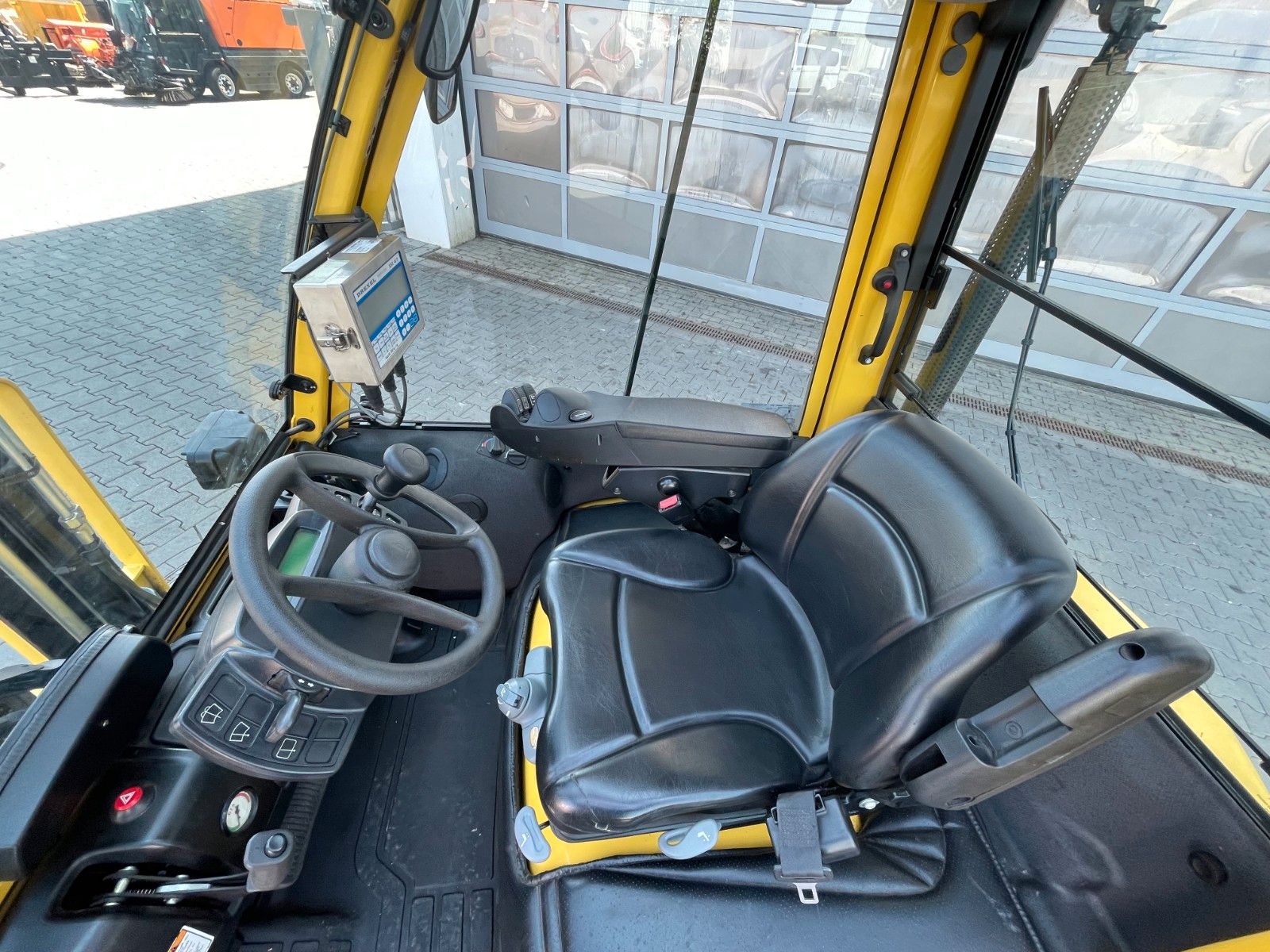 Fahrzeugabbildung Hyster H2.5FT / Duplex 3,3m / nur 948h / Waage