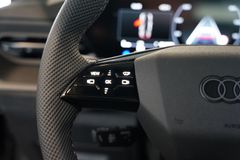 AUDI SQ5 TFSI | Pano | Carbon | Tech pro | HuD | B&O AUDI SQ5 TFSI | Pano | Carbon | Tech pro | HuD | B&O