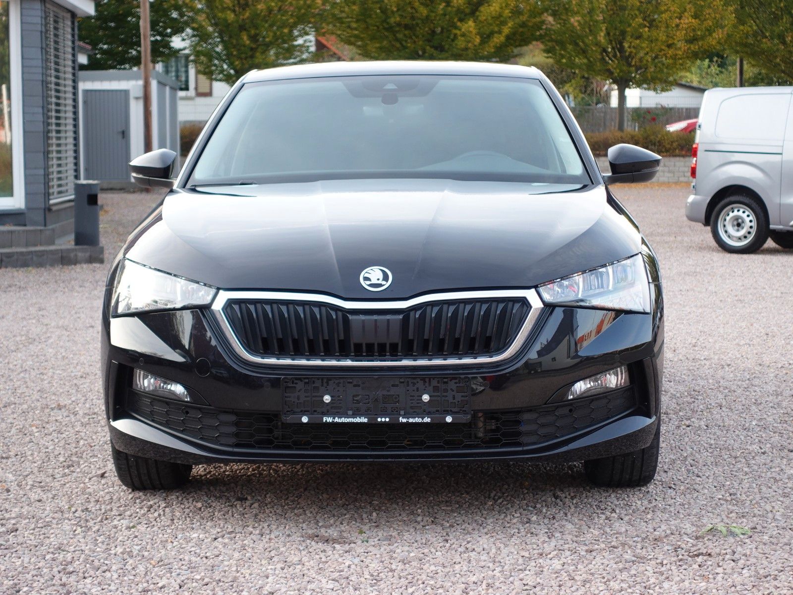 Fahrzeugabbildung SKODA Scala 1.0 TSI 81kW Ambition Business/LED/Navi/..