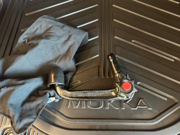 MYAUTOCENTER – Gebraucht- und Jahreswagen mit Werkstattservice in Pfaffenhofen Opel Mokka X *TEMPO*NAVI*StandLenkradHZ*AHK