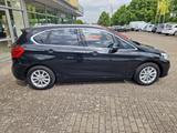 BMW 218 Baureihe 2 Active Tourer 218 i - BMW 218 aus 2014
