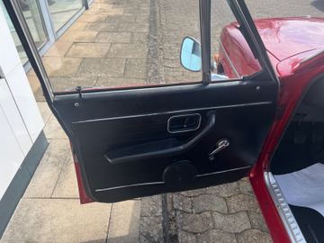 Fahrzeugabbildung Volvo 144 H Kennzeichen