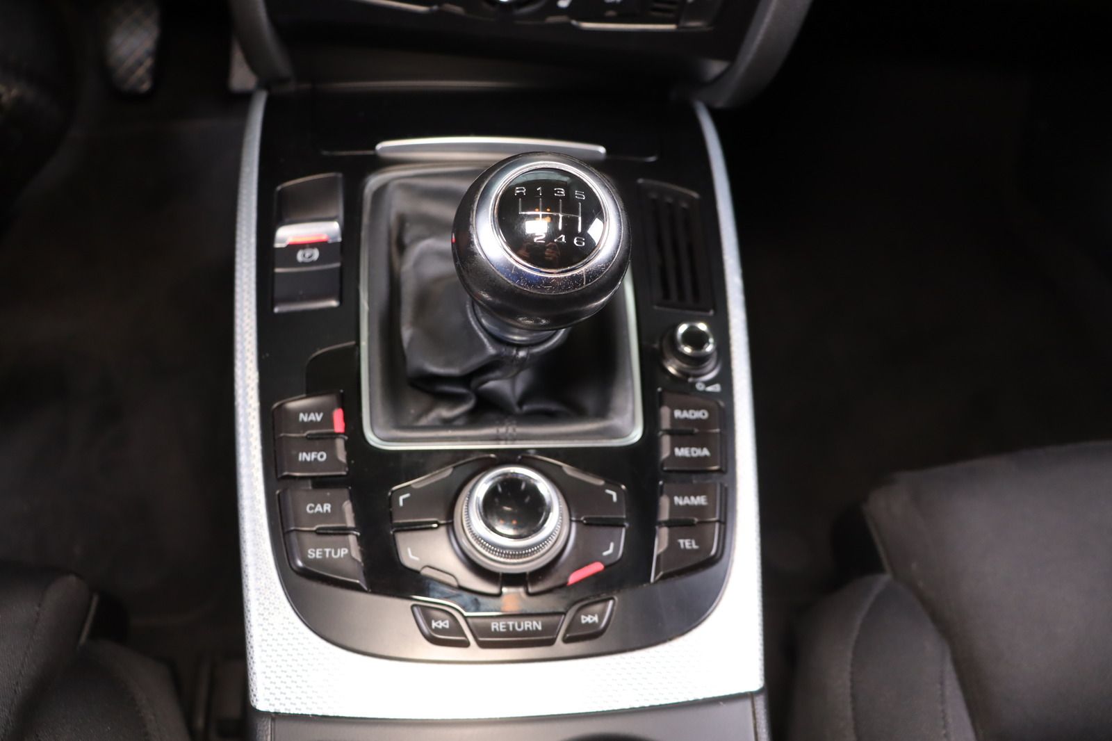 Fahrzeugabbildung Audi A4 1.8 TFSI Ambiente Avant