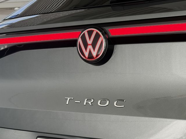 Volkswagen T-Roc 1.5 eTSI R-LINE NEUES MODELL AHK SOFORT