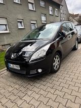 Peugeot 5008 2.0 Active HDi FAP 165 Automatik Active - Peugeot 5008 aus 2012